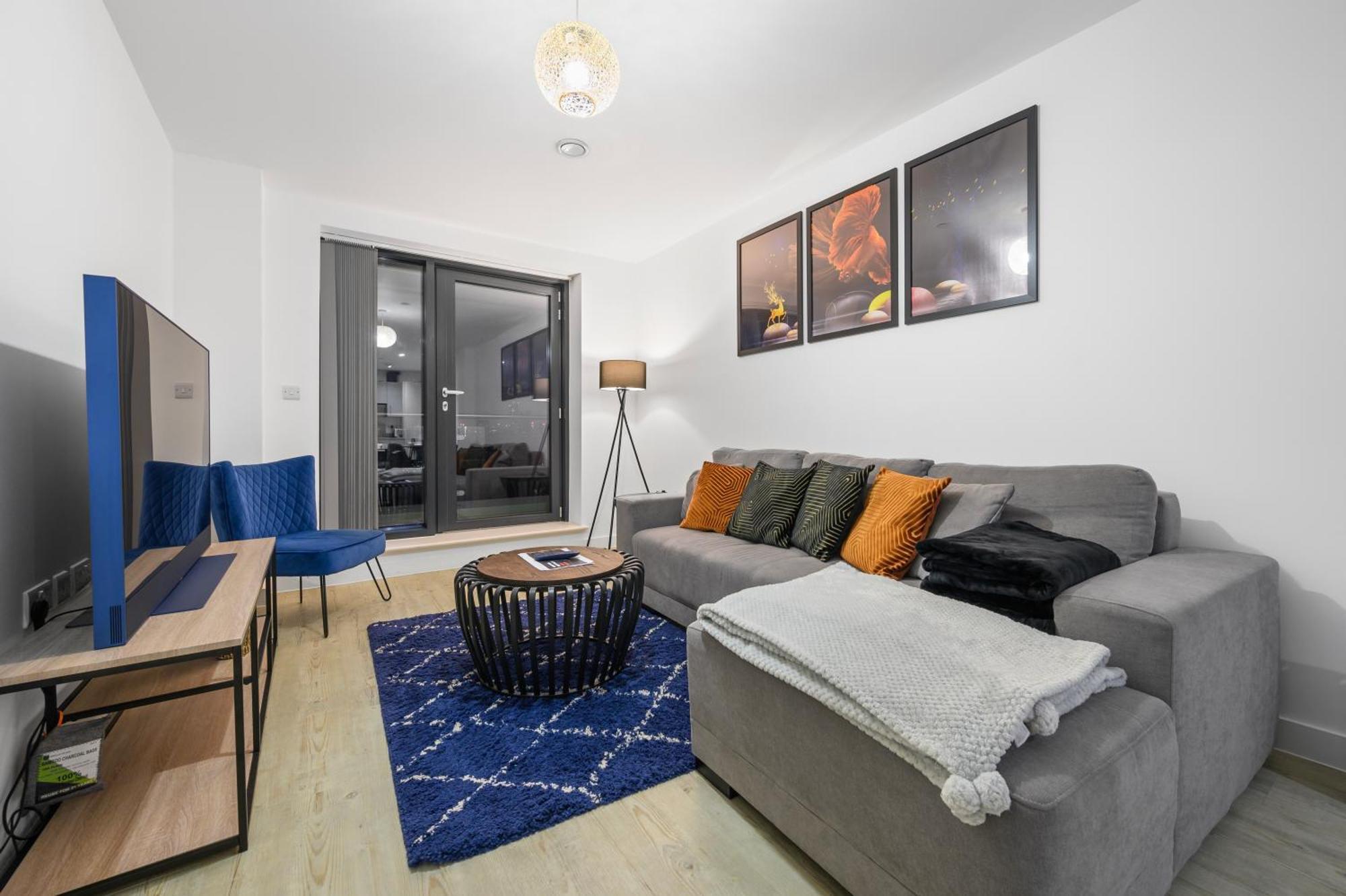 Stylish & Spacious Salford Quays One Bedroom High Floor Apartment With Balcony Manchester Exterior foto